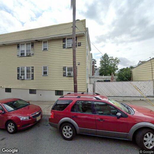 Primary Photo - 117 Windsor St