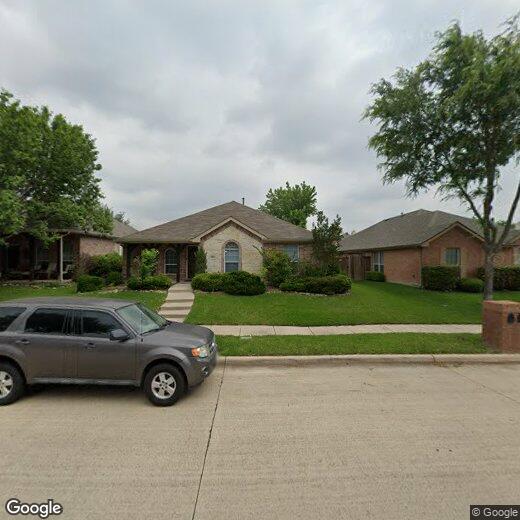 Primary Photo - 1701 Bur Oak Dr
