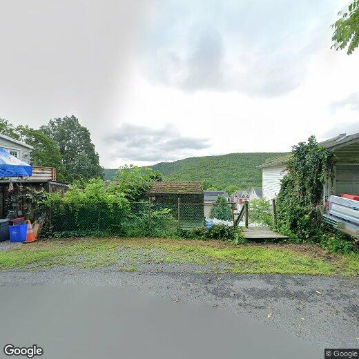 428 Center Ave, Jim Thorpe, PA 18229 House Rental in Jim Thorpe, PA