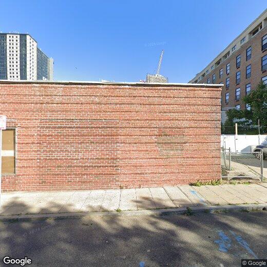 Primary Photo - 25 Leroy Pl