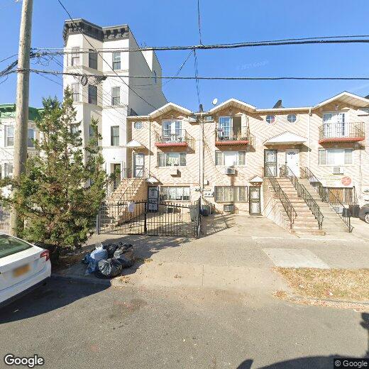 Primary Photo - 319 Winthrop St