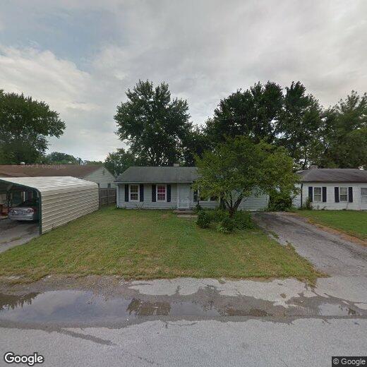 Primary Photo - 700 St Paul Dr