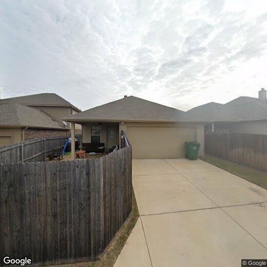 Primary Photo - 600 Pawnee St
