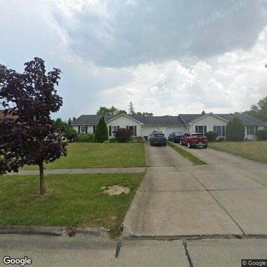 300 Northland Dr Unit 302, Medina, OH 44256 Room for Rent in Medina