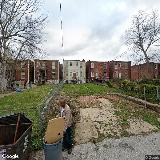 Primary Photo - 5186 Kensington Ave