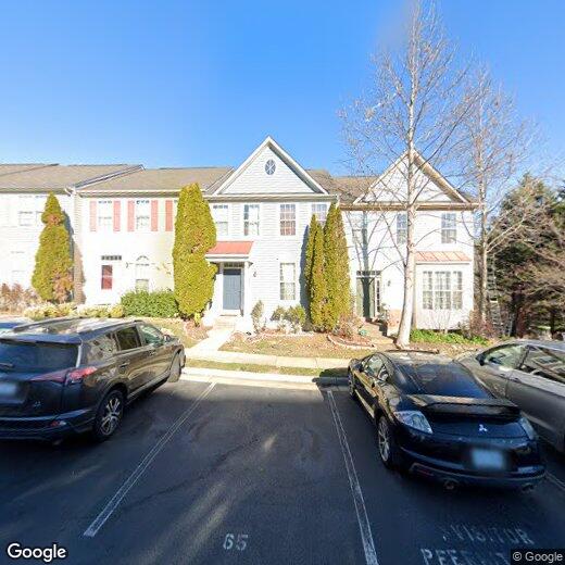Foto principal - Gorgeous and spacious luxury townhouse off...