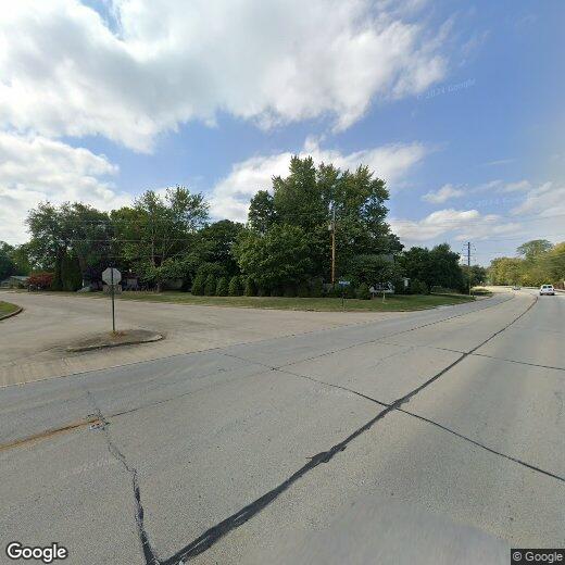 Primary Photo - 915 E Oak St