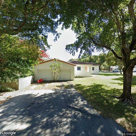 Foto principal - 747 Palermo Ave