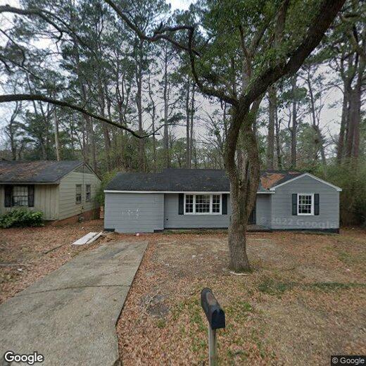 Primary Photo - 2121 Oakhurst Dr