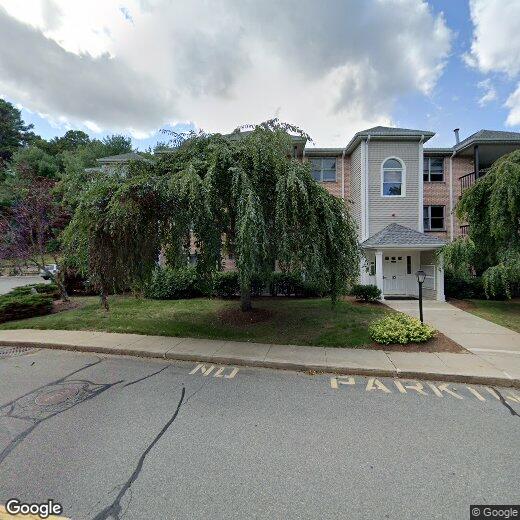 Primary Photo - 93 Waterfall Dr