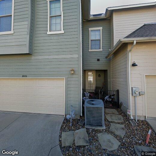 Foto principal - 10551 Steinbeck Ln