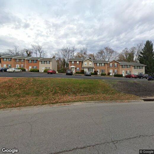 Foto principal - 2 Bedroom, 1.5 Bath Townhouse