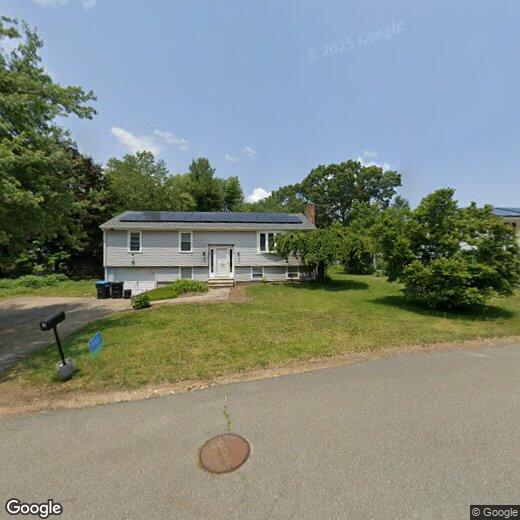 Primary Photo - 3 Birchwood Dr