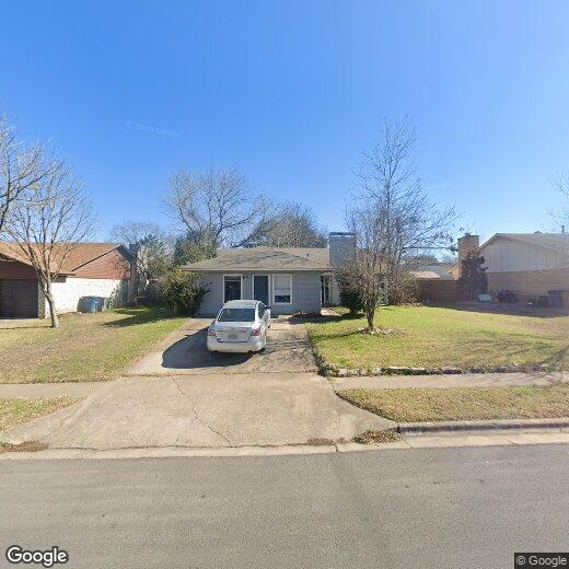 Foto principal - 7003 Towering Oaks Dr