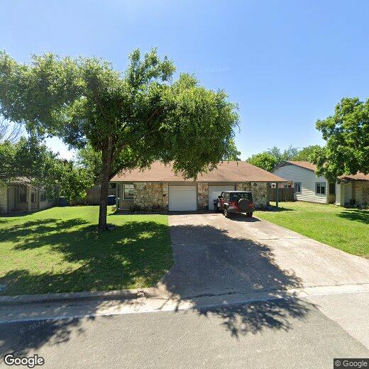 Foto principal - 12208 Dundee Dr