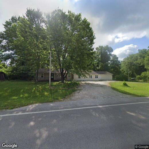 Primary Photo - 12 E Pool Rd