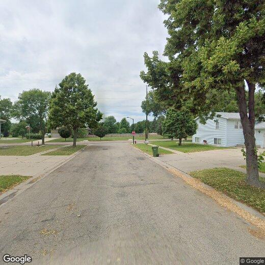 1006 Castlewood Dr, Brookings, SD 57006 Townhouse for Rent in