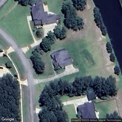 Primary Photo - 115 Savannah Road