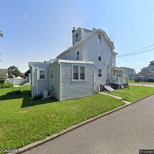 Primary Photo - 37 Walnut St