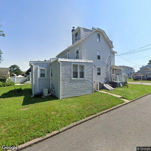 37 Walnut St Unit 2, Morton, PA 19070 Apartment for Rent in Morton, PA