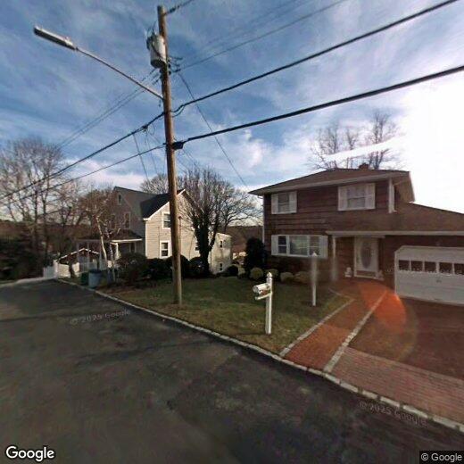 3 Pine St, Glen Head, NY 11545 Townhouse for Rent in Glen Head, NY