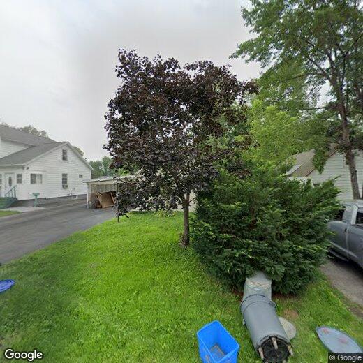 Primary Photo - 229 Esther St
