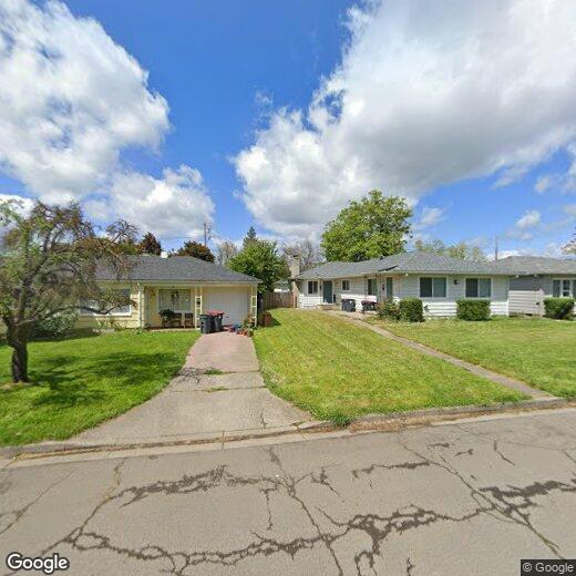 815 Broad, Medford, OR 97501 Townhome Rentals in Medford OR