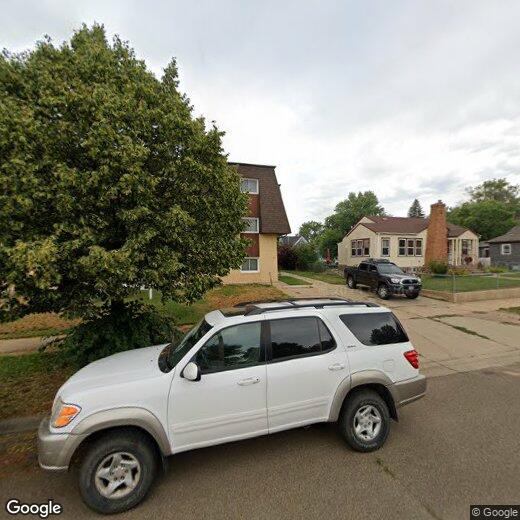 Primary Photo - 425-425 Sims St
