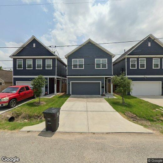 Primary Photo - 4402 McKinley St