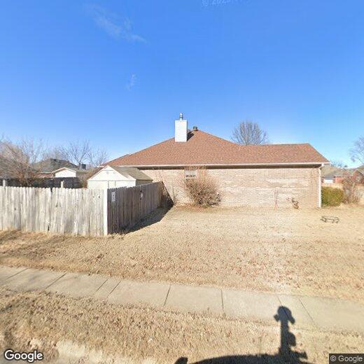 Primary Photo - 706 Picadilly St
