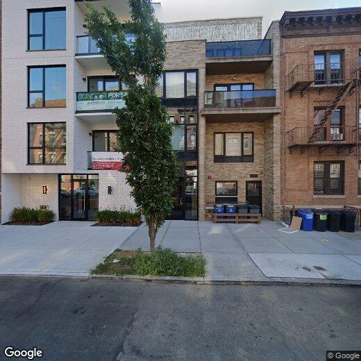 303737 32nd St Unit 2B, Queens, NY 11102 Room for Rent in Queens