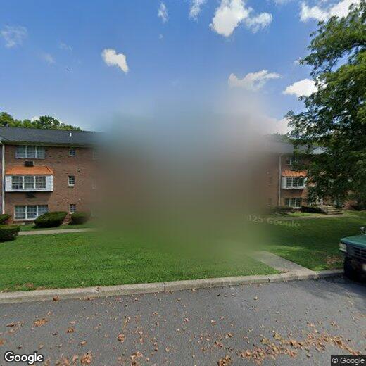 Primary Photo - 1041 Ridge St