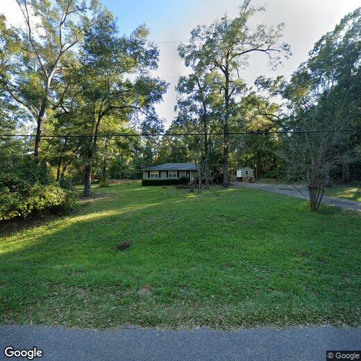Foto principal - Amazing 3/2 Single Family Home with a Pool!