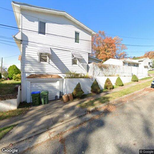 Primary Photo - 14 Glencourt Ave