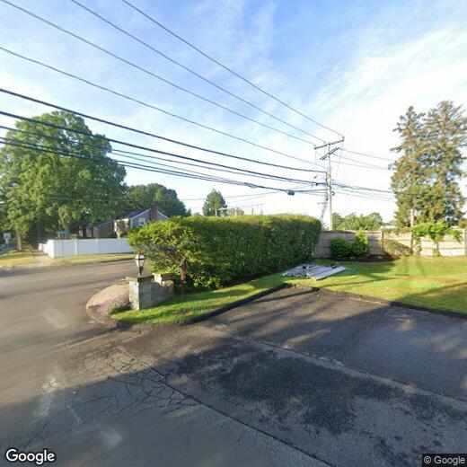 Primary Photo - 668 Glenbrook Rd