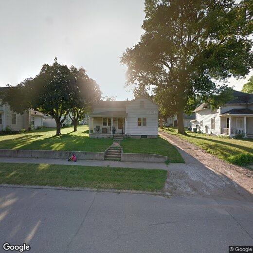 Primary Photo - 704 3rd Ave