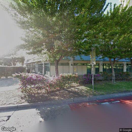 Primary Photo - 215 N King St