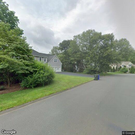 Primary Photo - 5 Holly Farm Ln