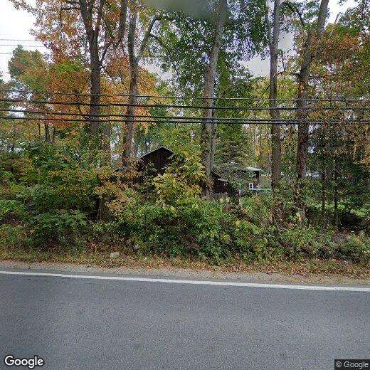 Primary Photo - 114 Old County Rd