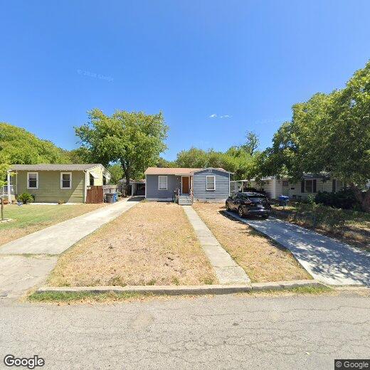 Foto principal - 123 Harwood Dr