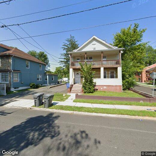 Primary Photo - 128 William St