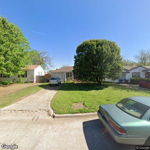 Primary Photo - 311 E Steed Dr