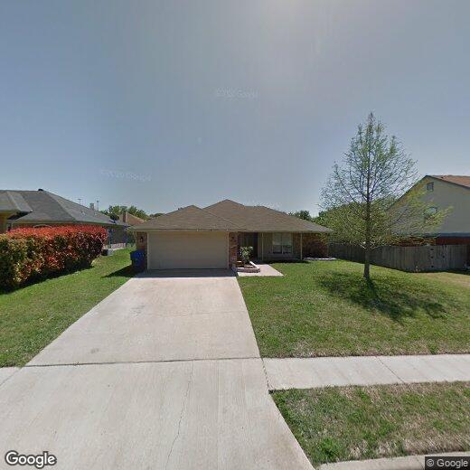 Primary Photo - 904 Ballard Dr