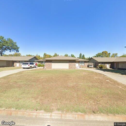 Foto principal - 2733-2733B Laura Ln
