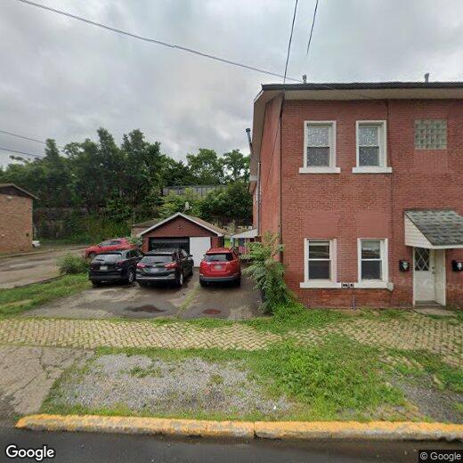 202 Market St Unit 3, Freeport, PA 16229 Apartment for Rent in