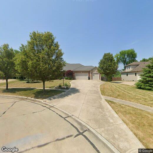 8130 Crystal Creek Dr, North Royalton, OH 44133 House for Rent in