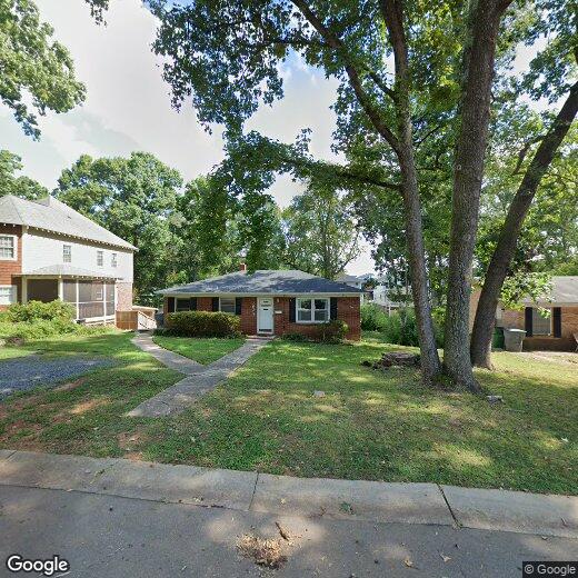 Primary Photo - 2639 Bay St