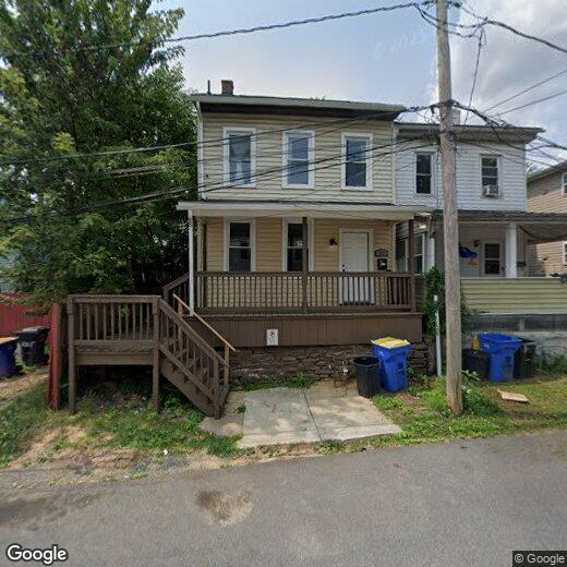 Primary Photo - 121 Fisher Ave