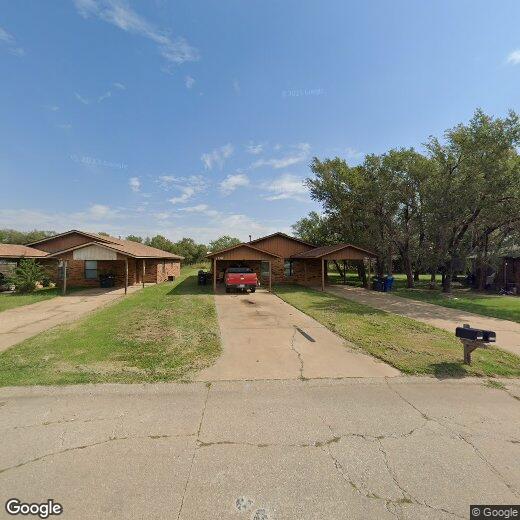 1306 Nancy Dr, Enid, OK 73701 Townhome Rentals in Enid OK