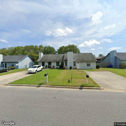 **2 Bedroom 2 Bath Duplex Minutes Away fro...